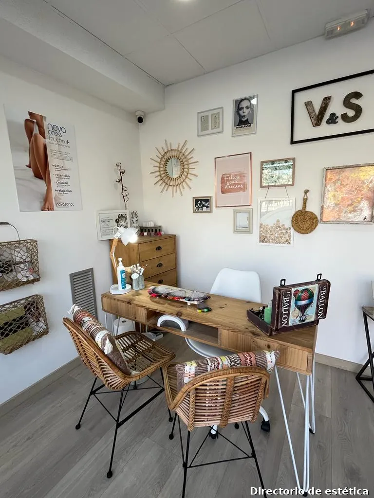 SINGULAR · Espai de Bellesa i Salut ·