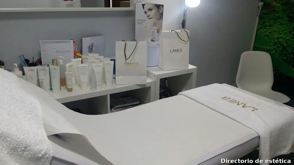 Petalo, estetica unisex