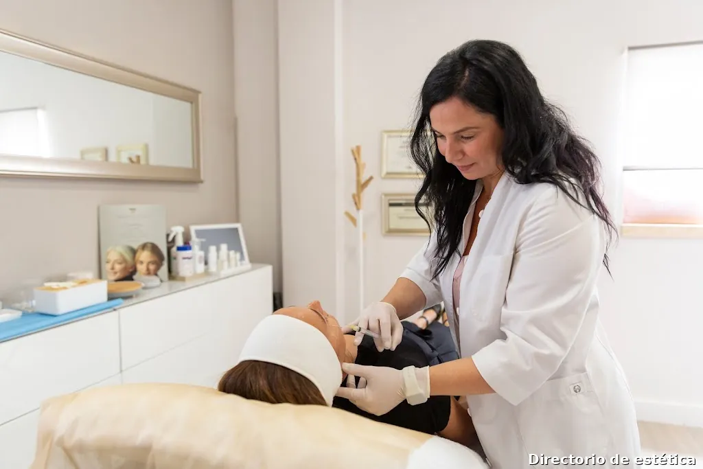 Veraben Clinic By Dra. Miriam Vera La Línea de la Concepción, España