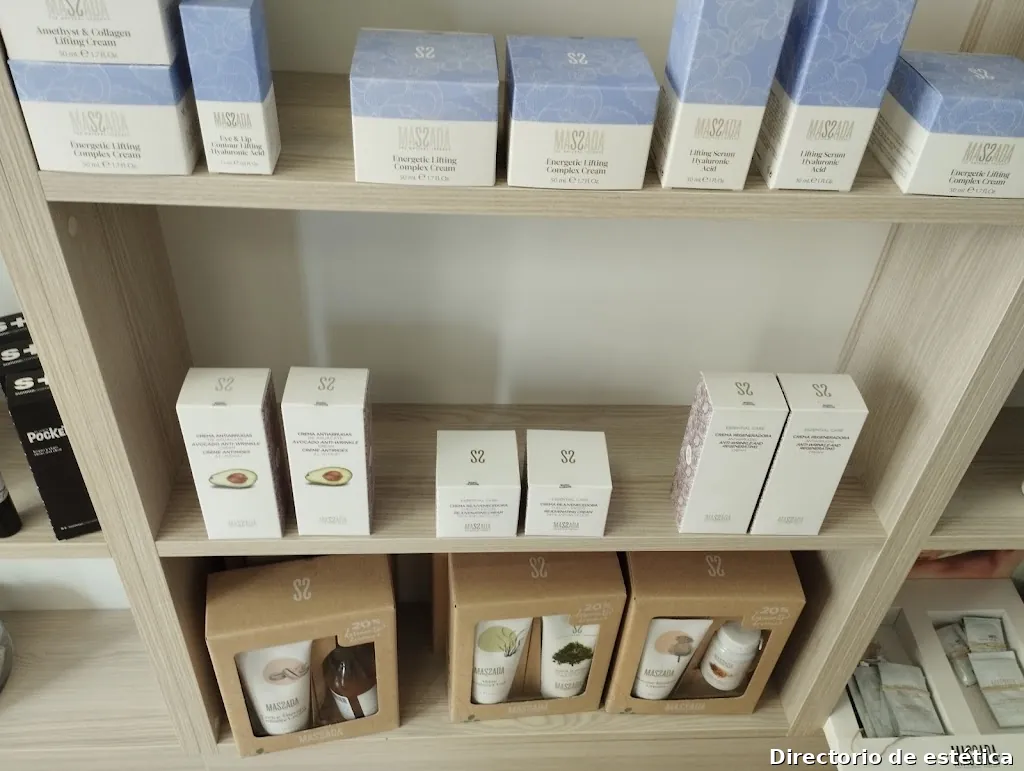 Miriam Moreno make Up and beauty