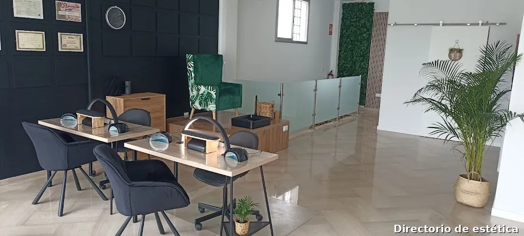 Miriam Cadenas Salón de Belleza