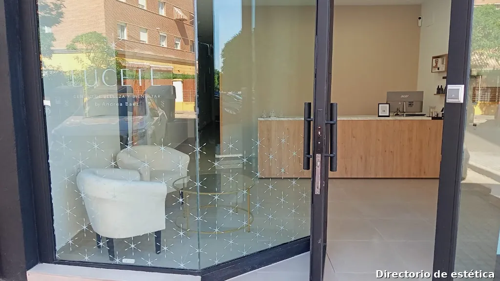 Lúcete by Andrea Baez