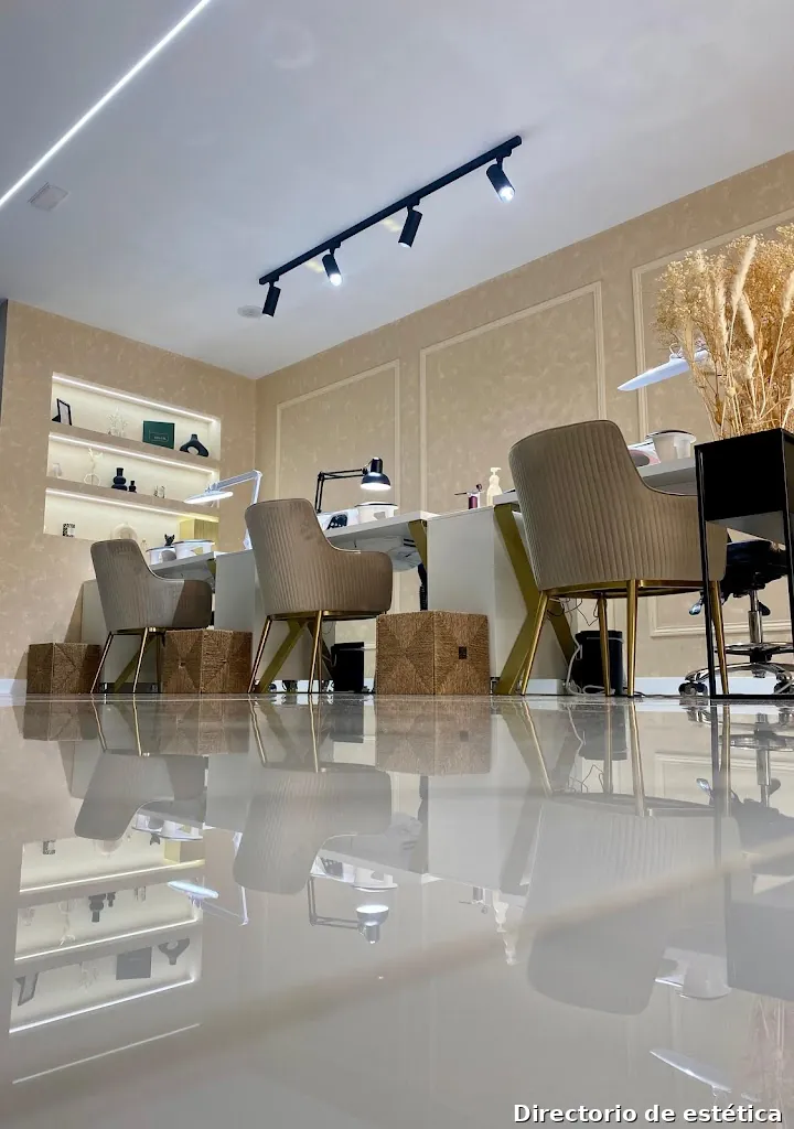 Moon Beauty Manicura y Pedicura | Tratamientos | Medicina estética