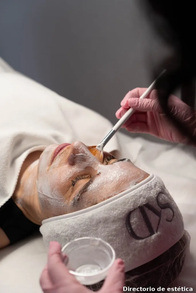 Aniko Varga Micro Aesthetic